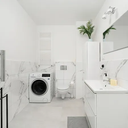 Studio Dla 4 Osob W Centrum Miasta By Rent Like Poznan